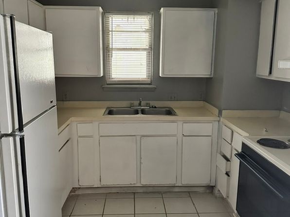 1100-1200 S Lynn Ln #3