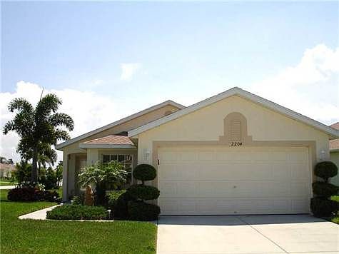 2nd image of 2204 Pleasant Hill Ln