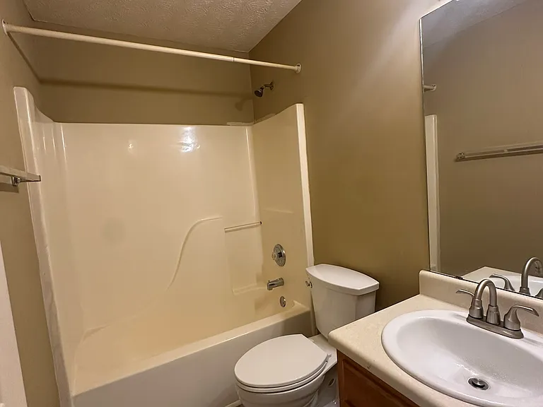 2958 Stone Creek Dr — Photo 16