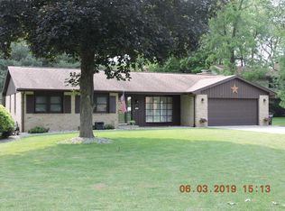 4 Highland Shore Dr, Danville, IL