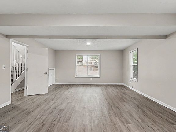 4th image of 2224 Hightrail Ct