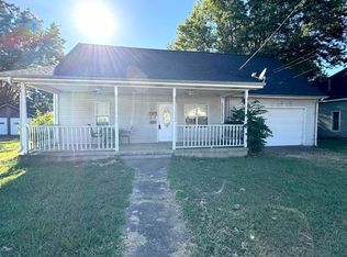 308 Woodland St, Martin, TN 38237