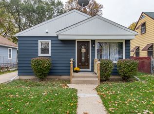 1521 Jenkinson Ct, Waukegan, IL 60085