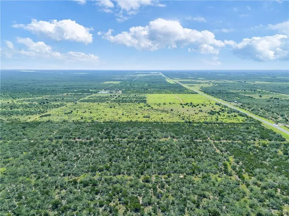 137 Rio St, Rio Grande City, TX 78582