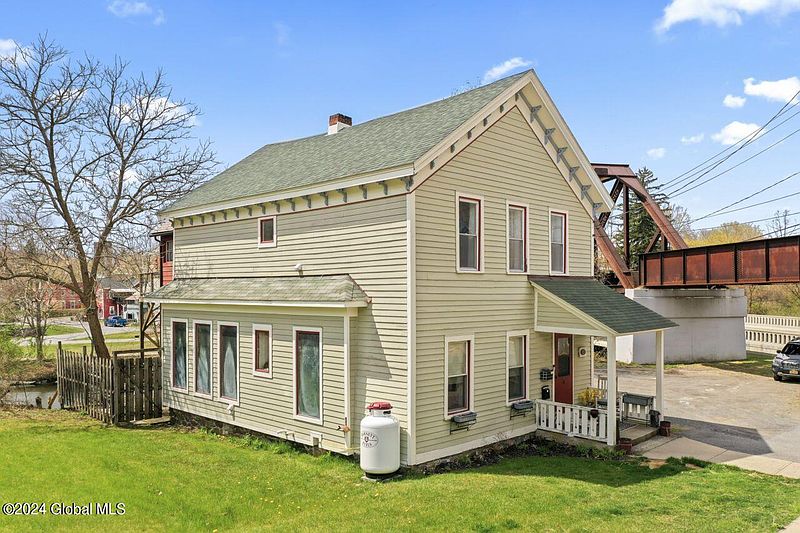2nd image of 5 Eddy Street