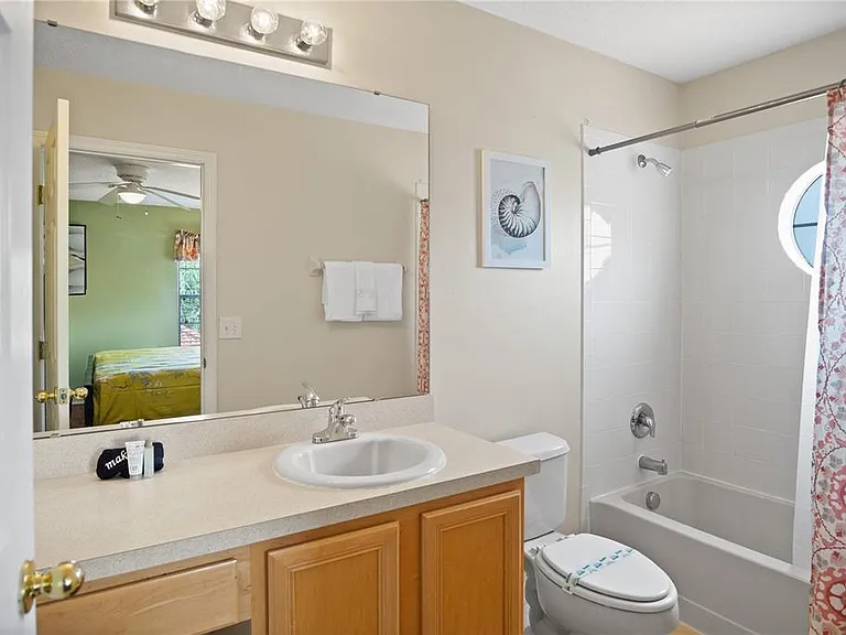 134 Sevilla Ave — Photo 31
