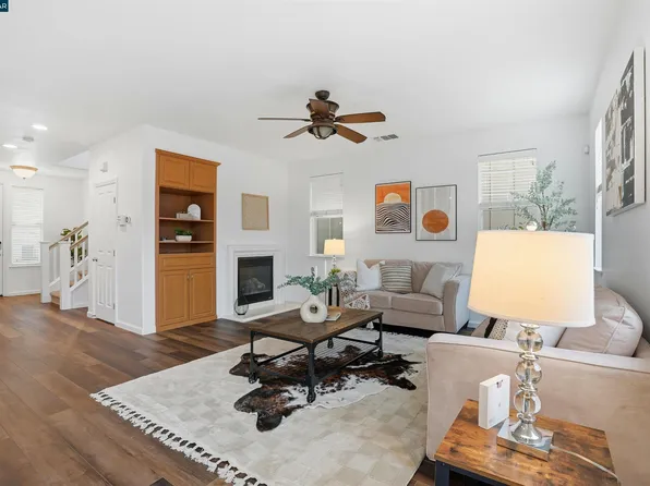 1312 Tapestry Ln, Concord, CA 94520