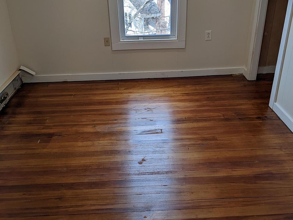 2nd image of 30 Irving St Floor 3