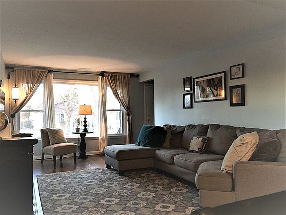 2nd image of 2849 W 100th St