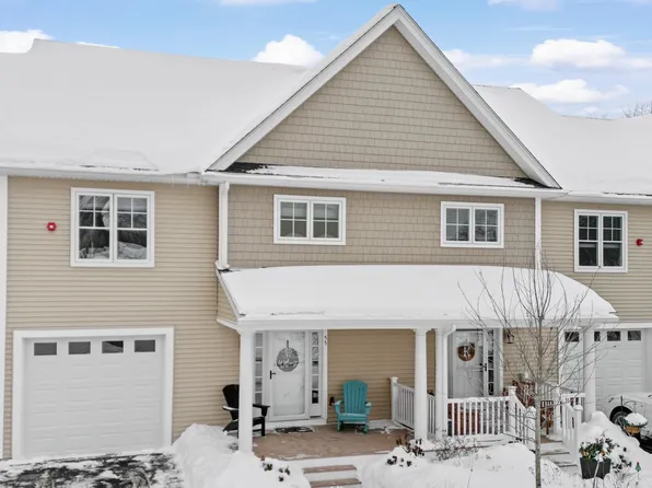 55 Forestedge Way, Manchester, NH 03102-0000