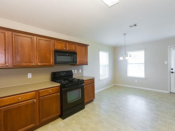 5th image of 20210 Pine Water Ln