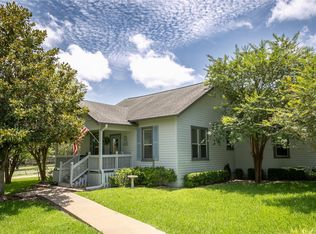 401 N Colorado St, Burton, TX 77835