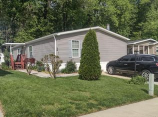74 Edward Ln, Lothian, MD 20711