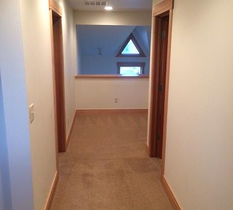 5th image of 1281 Stoneridge Dr APT D