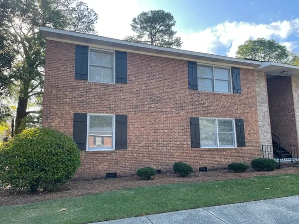 2108 Morganton Rd, Fayetteville, NC