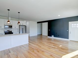 261 Laurel Ave FLOOR 1, Kearny, NJ 07032