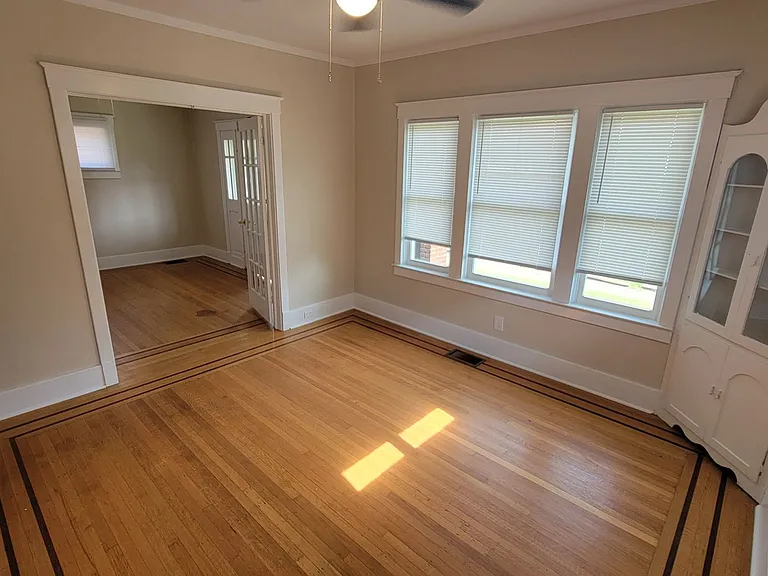 6 Eutropia Ct — Photo 4