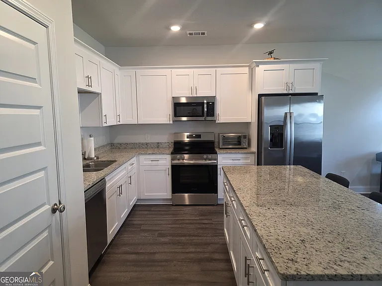 541 Governor Treutlen Cir — Photo 11