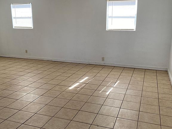 3rd image of 3805 N Texas Ave