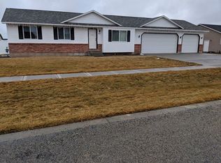 2883 N Sunlight Dr, Idaho Falls, ID 83401