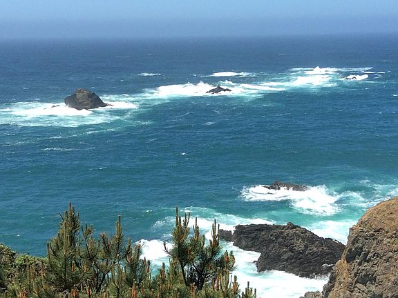 4th image of 6056 N Highway 1