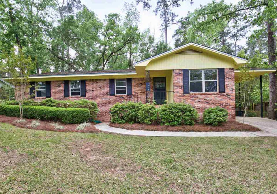 1st image of 1919 Sunset Ln