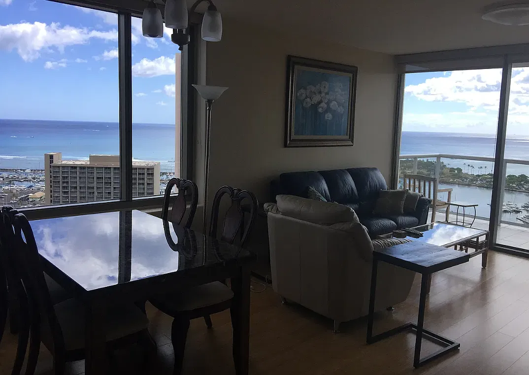 2 bed, 1118 sqft, $4,800 — Photo 3