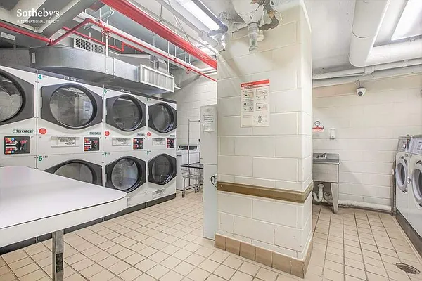 Rented by Sotheby's International Realty | media 25