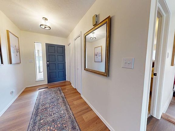 3rd image of 4912 W Country Club Dr