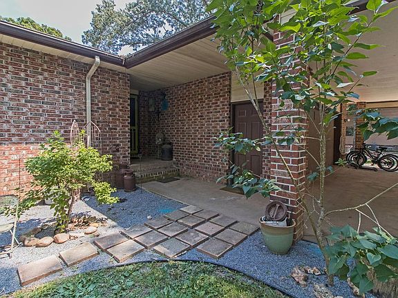 5th image of 2405 E Sequoyah Dr