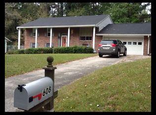 608 Forest Lake Dr N, Macon, GA 31210