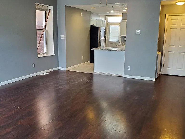 3803 Folsom Ave — Photo 3