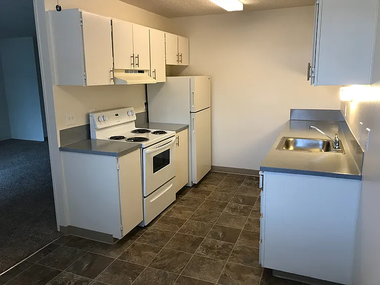 Meadow Park Apartments - Beaverton Oregon