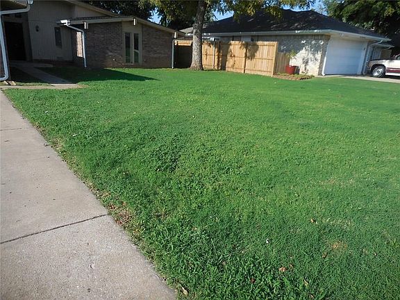 3rd image of 137 Sequoia Park Dr