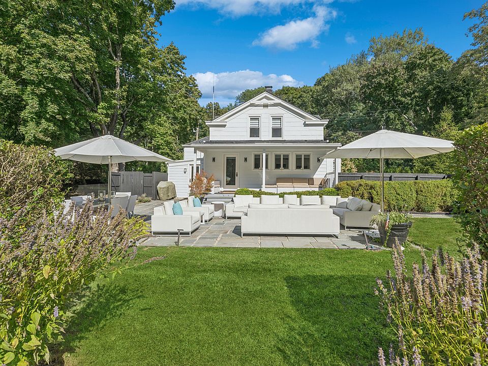 1st image of 70 S Ferry Rd