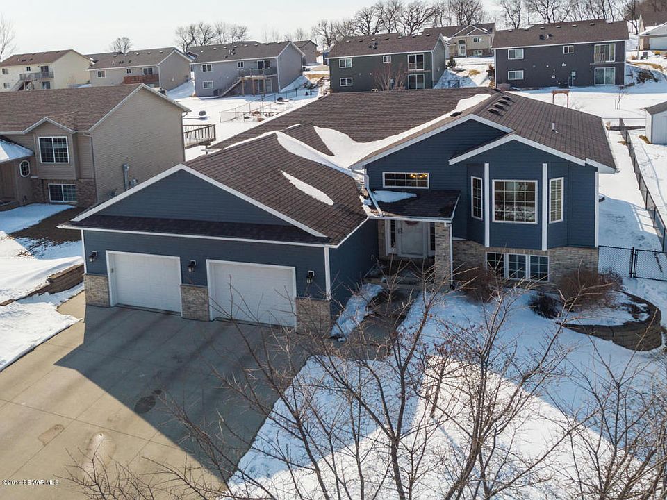 1st image of 3663 Kenosha Dr NW