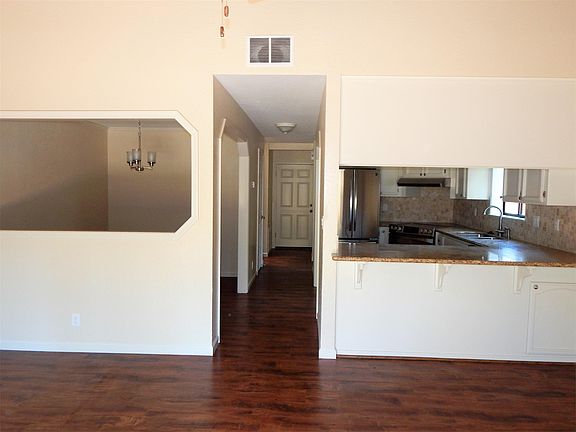 5th image of 11432 Columbia Village Dr
