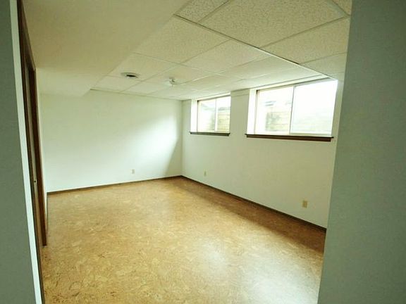 4th image of 1105 Mattes Dr