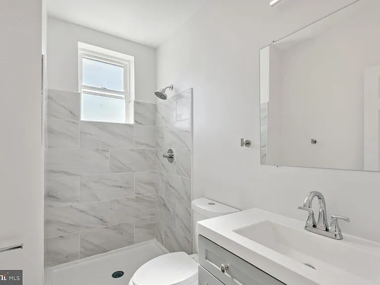 502 S Haven St — Photo 10