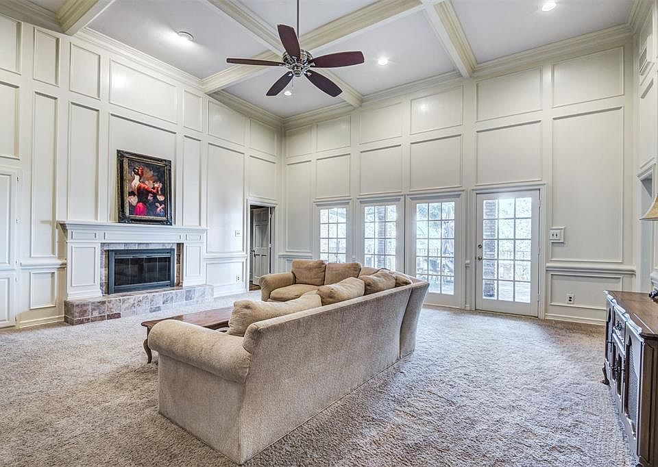 1st image of 1305 Cottonwood Valley Dr