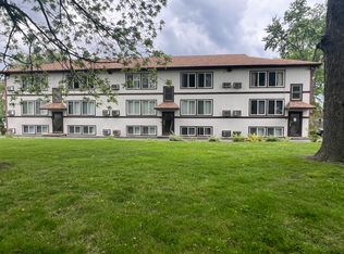 815 Jerome St APT 2, Lansing, MI 48912