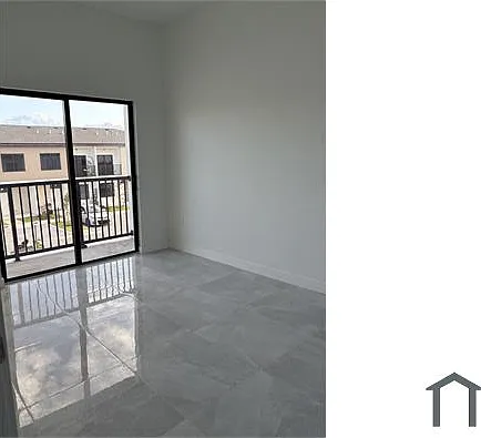 416 NW 12th Pl — Photo 12