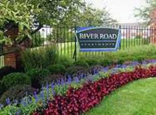 River Road Court, Indianapolis, IN 46240