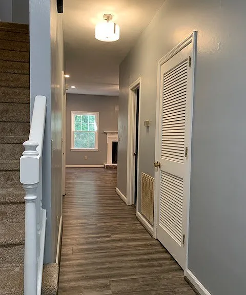 315 Woodlark Ct — Photo 10