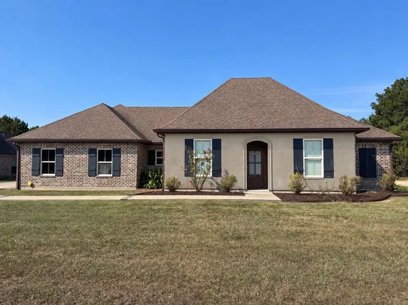 218 Shelly Dr, Eunice, LA 70535