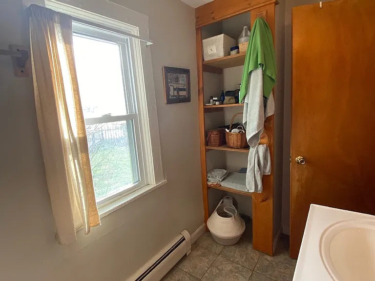 80 Ward St — Photo 8
