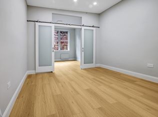 223 E 74th St APT 3A, New York, NY 10021