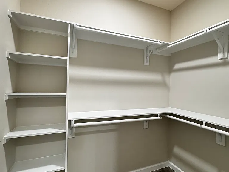 4004 Ventura Ave #2 — Photo 9
