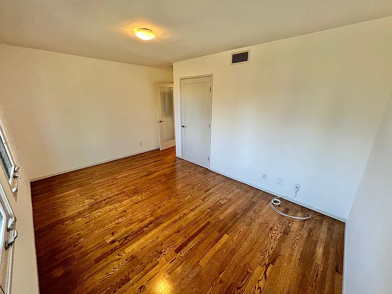 Spacious 3BR Bluff Heights Home | Gated Yard, Garage & Modern Upgrades — Photo 26