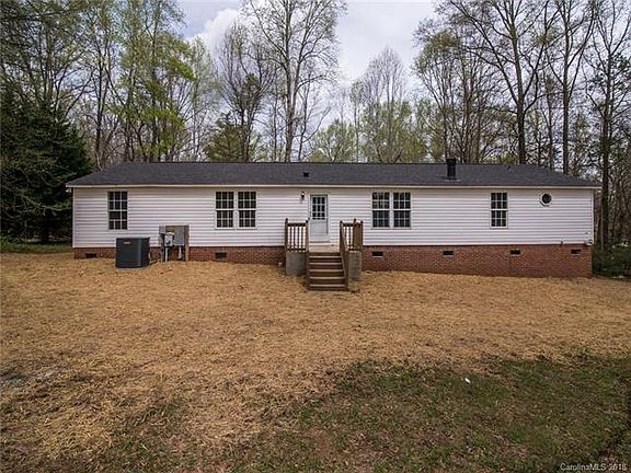 3rd image of 920 Bayneswood Ln